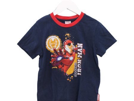 Marvel T-Shirt 8Y on Sale